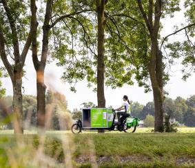 Ontslagen? Dan fietst Marcel z’n eigen inkomen wel bij elkaar - De Gorkumse Fietskoerier